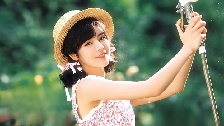 完蛋我被美女包围了
