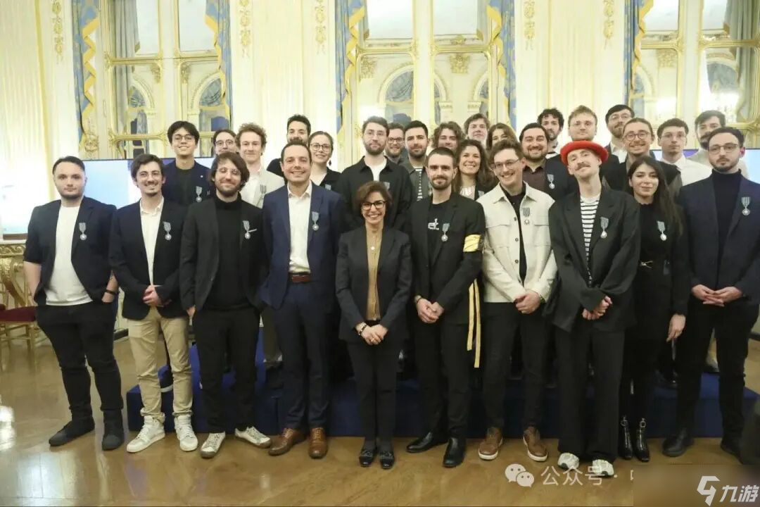 《光与影：33号远征队》主创团队全员获封法国“艺术与文学骑士”勋章