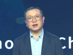 刘慈欣认为AI尚无法取代人类作家 王晋康预言其将引发创作革命